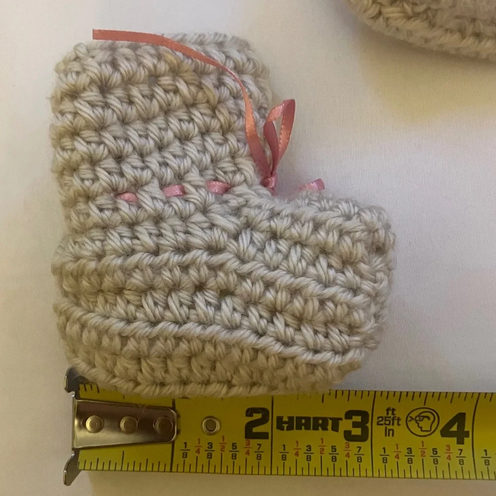 NWOT Handmade Baby Booties Gray w/Pink Ribbon Ties - Size 0-2 Months